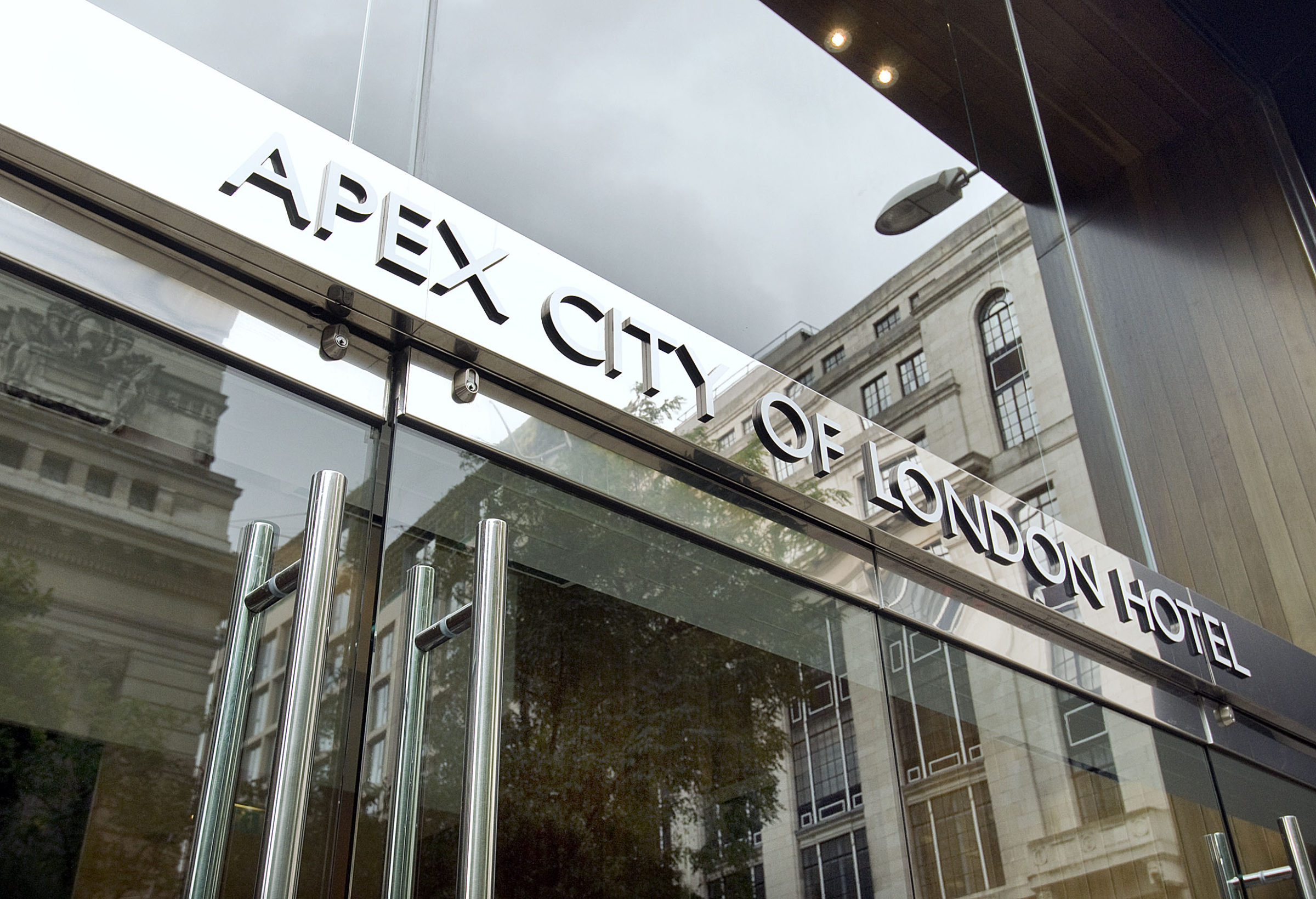 Apex City of London Hotel